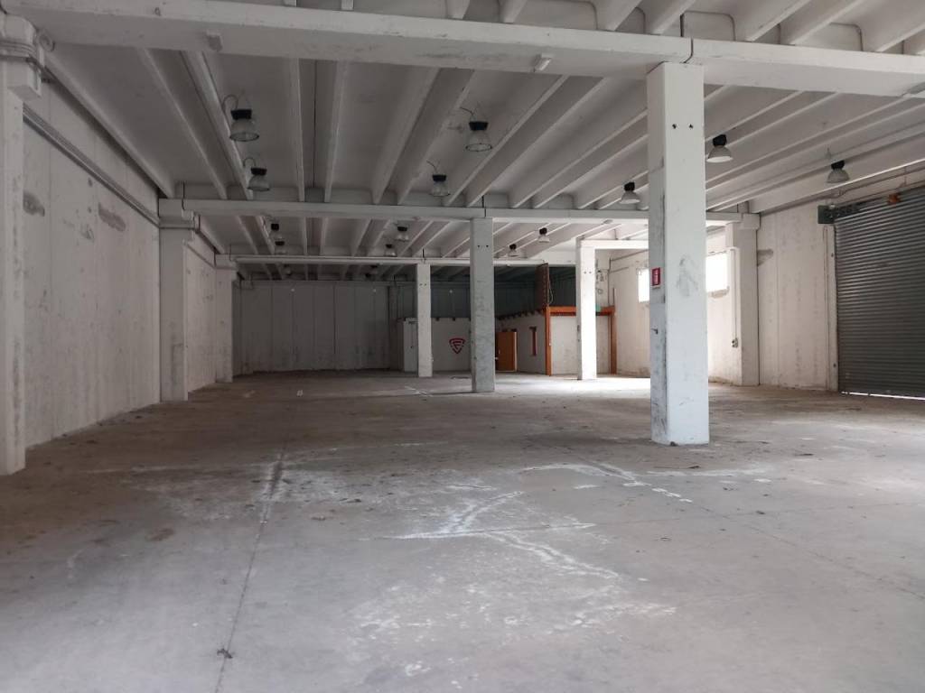 Immobile a Sassari in ZONA INDUSTRIALE PREDDA NIEDDA STRADA 47 - Foto 2