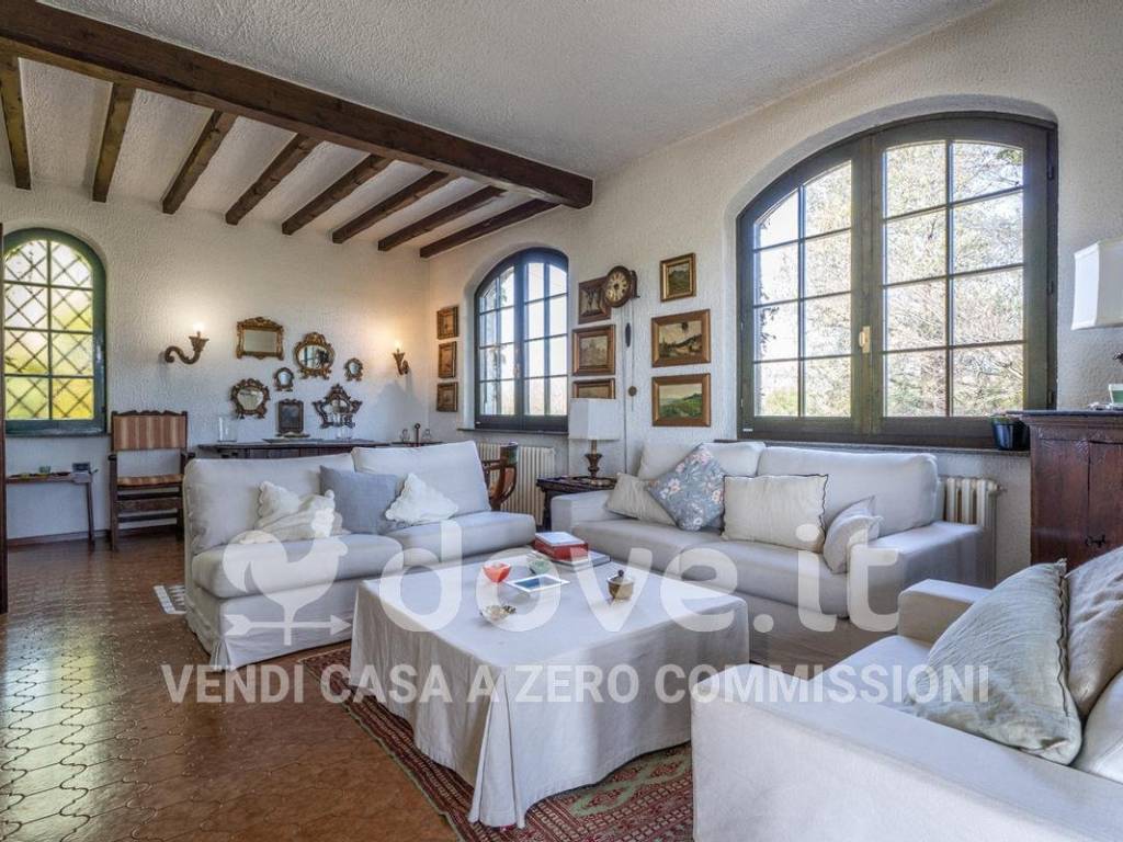 Villa a Lomagna in Via G. Marconi, 10 - Foto 2