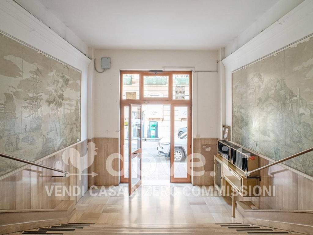 Appartamento a Taranto in Via Regina Margherita, 3 - Foto 2