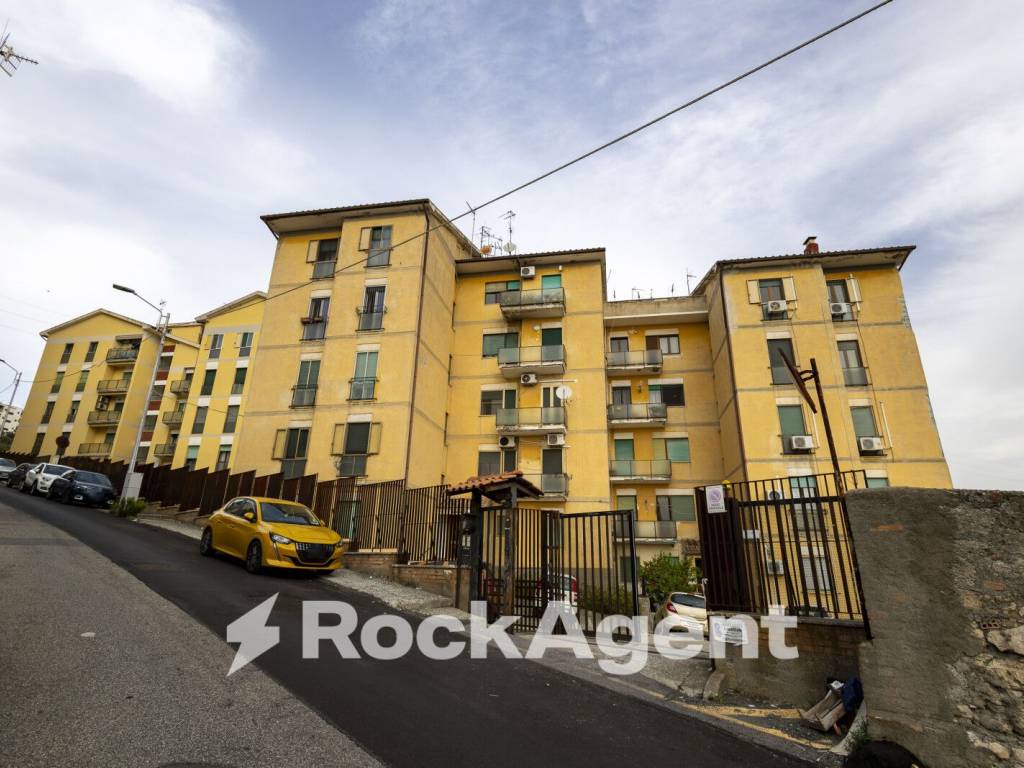 Appartamento a Catanzaro in Via Domenico Marincola Pistoia, 283 - Foto 3