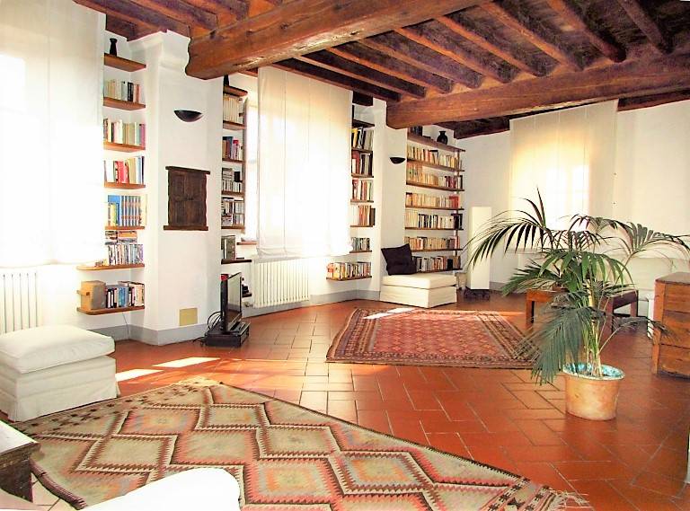 Appartamento a Lucca in Via Santa Croce - Foto 2
