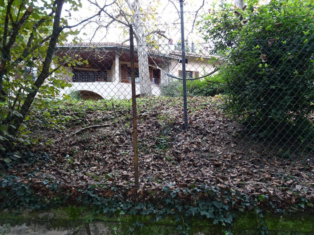 Villa a Fabriano in Via Don Giovanni Minzoni - Foto 3