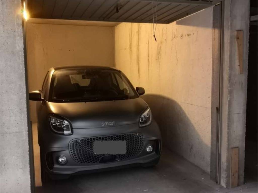Box / garage a Livorno in Piazza Attias, 21 - Foto 3