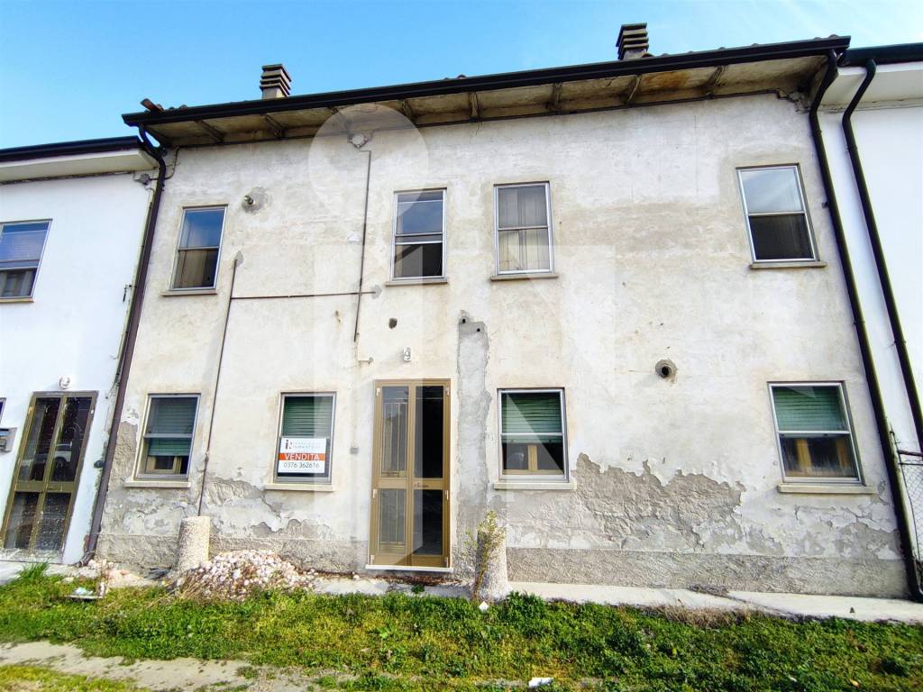 Casa indipendente a Ostiglia - Foto 2