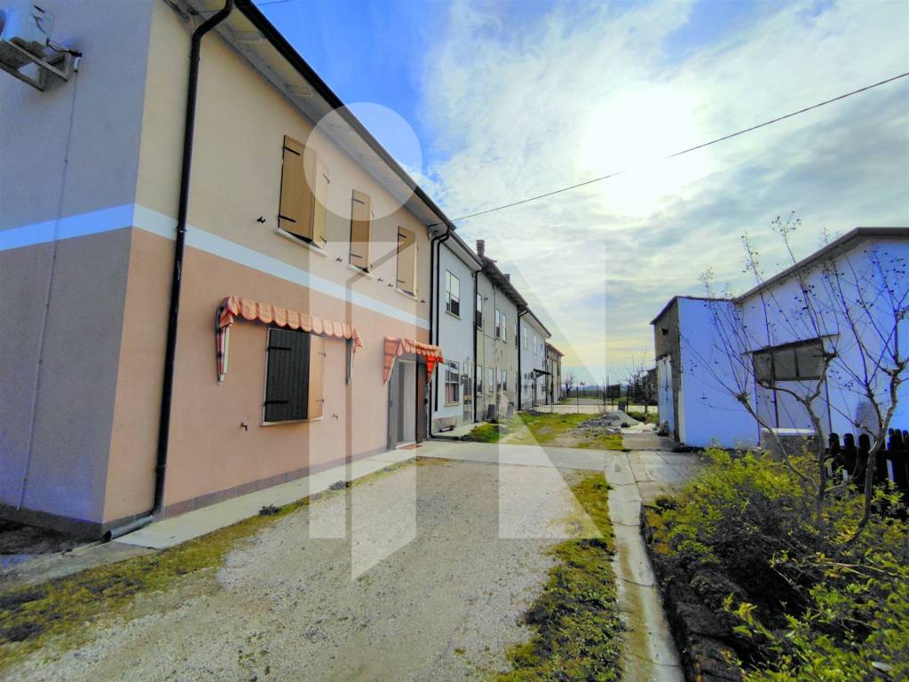 Casa indipendente a Ostiglia - Foto 5