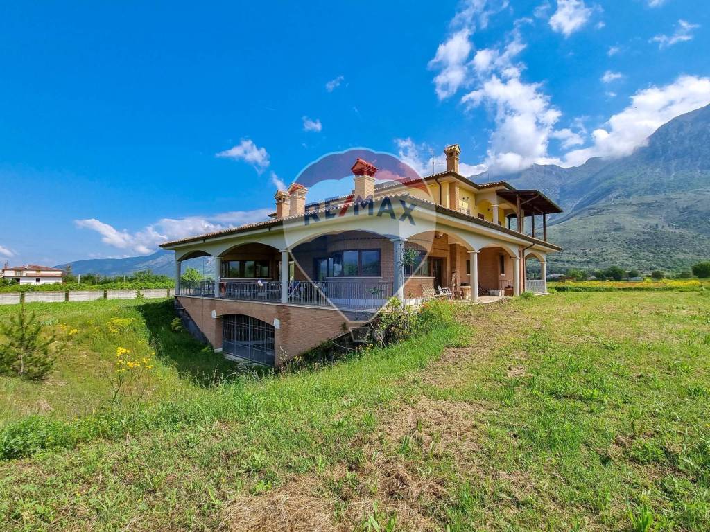 Villa a Sulmona in Via Cappuccini, 182 - Foto 4