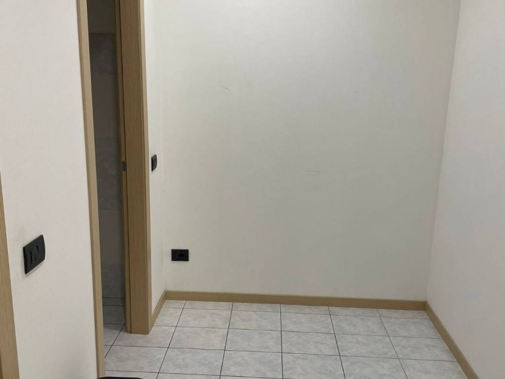 Immobile a Saronno in Viale Lombardia - Foto 3