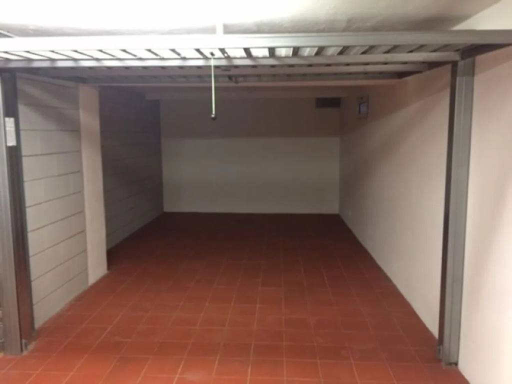 Box / garage a La spezia in Viale Italia, 395 - Foto 2