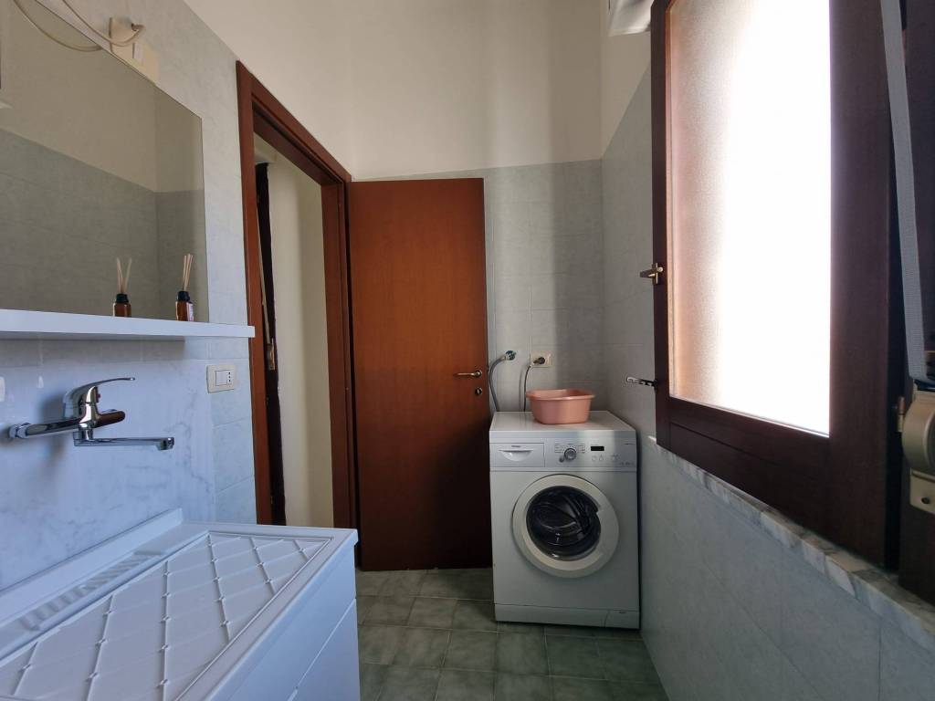Appartamento a Catanzaro in Viale Crotone, 23 - Foto 2