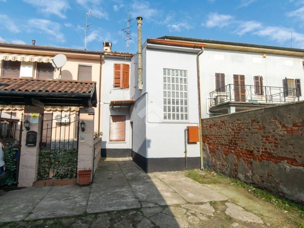 Casa indipendente a Motta de' conti in Via Fontana, 31 - Foto 2