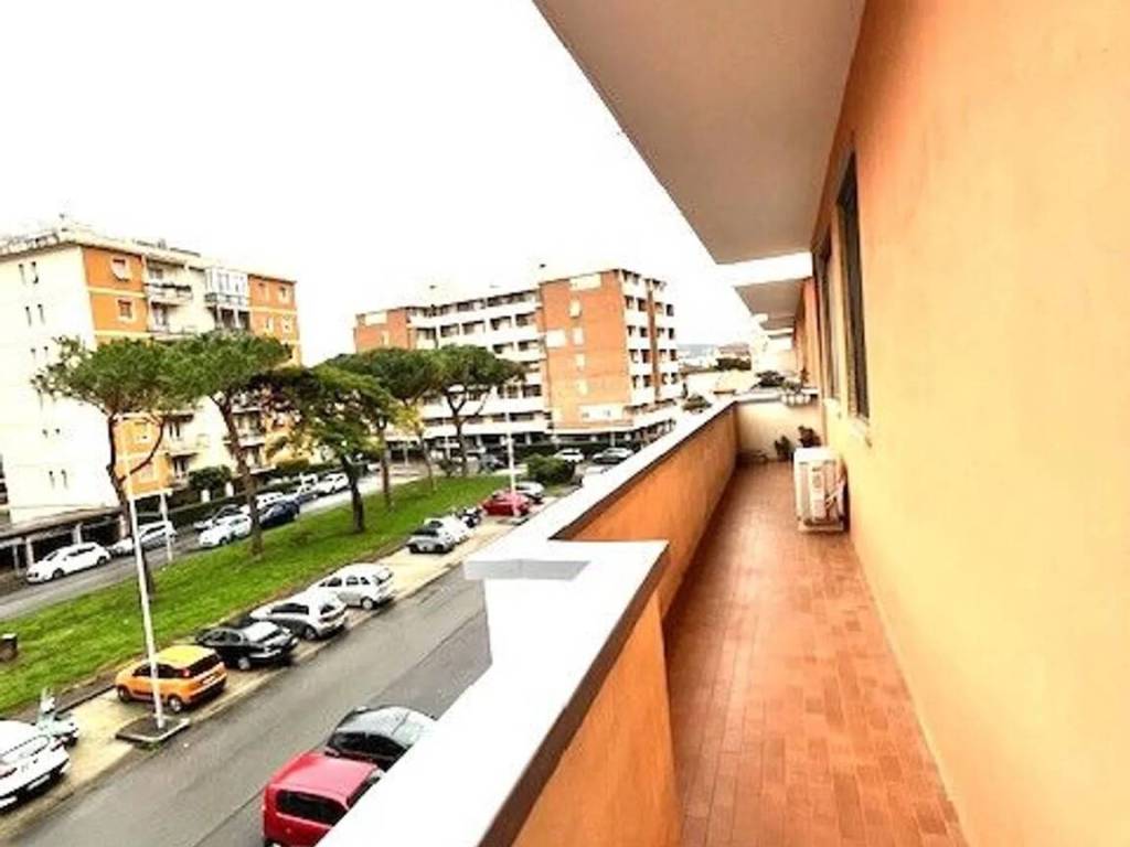 Appartamento a Livorno in Via Giovanni Da Verrazzano S.N.C. - Foto 3