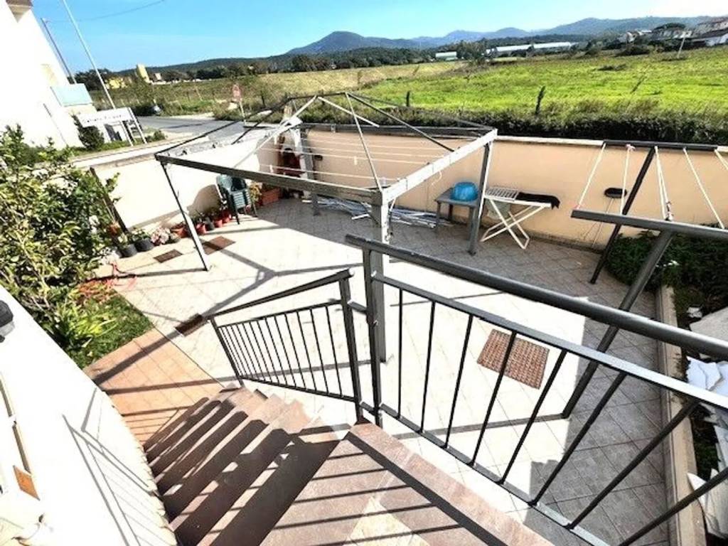 Appartamento a Livorno in Via Cafiero Filippelli - Foto 3