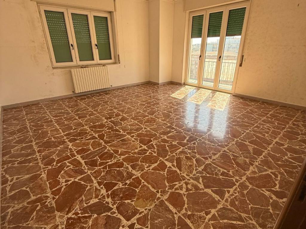 Appartamento a Crotone in Via 25 Aprile - Foto 2