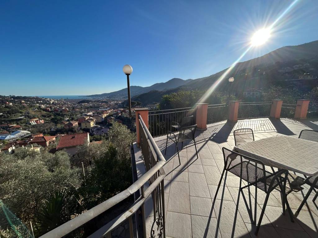 Villa a La spezia in Via della Guercia - Foto 2