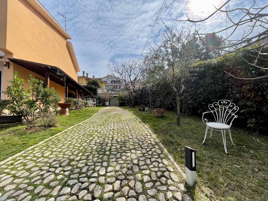 Villetta a schiera a Viterbo in Via del Colle - Foto 2