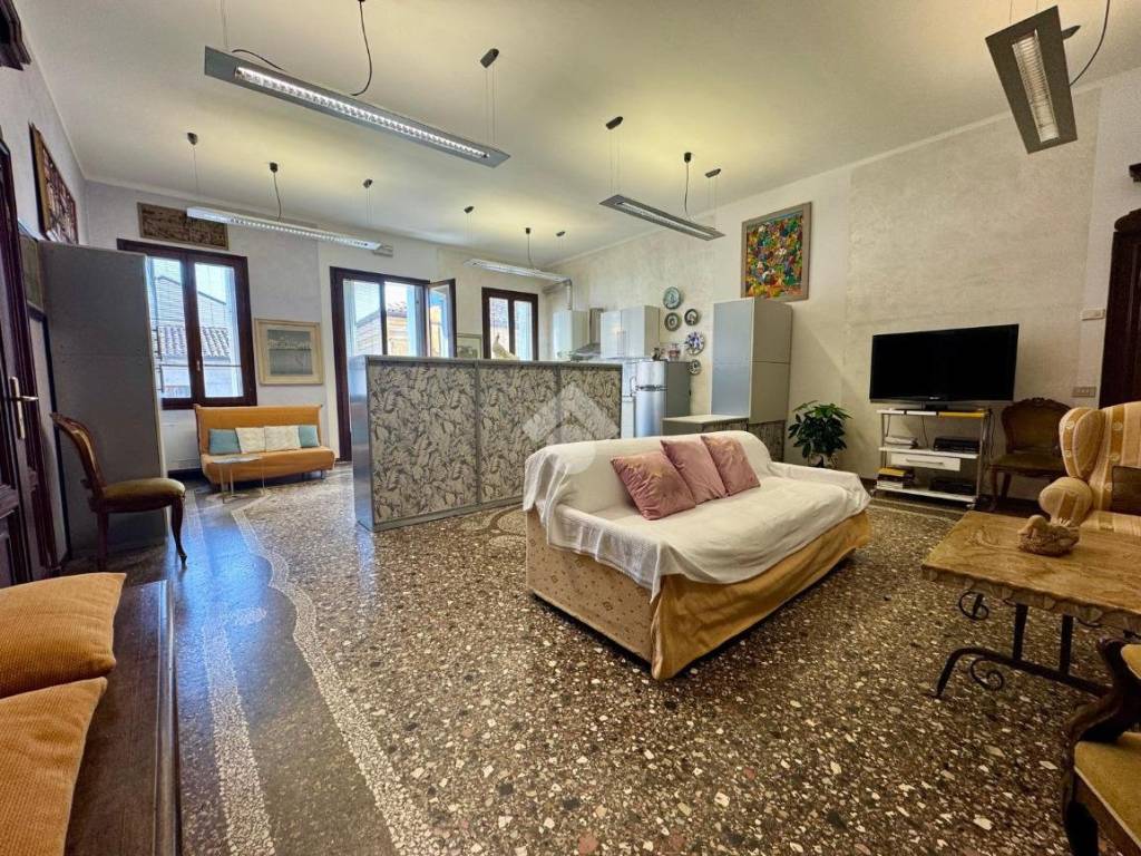 Appartamento a Adria in Via Giosuè Carducci, 19 - Foto 4