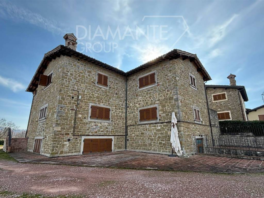 Rustico / casale a Gubbio in Gubbio - Foto 2