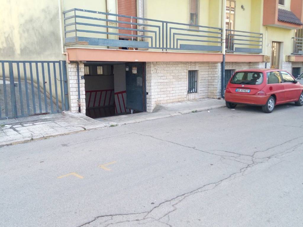Box / garage a Acquaviva delle fonti in Via Giovanni Francone - Foto 3