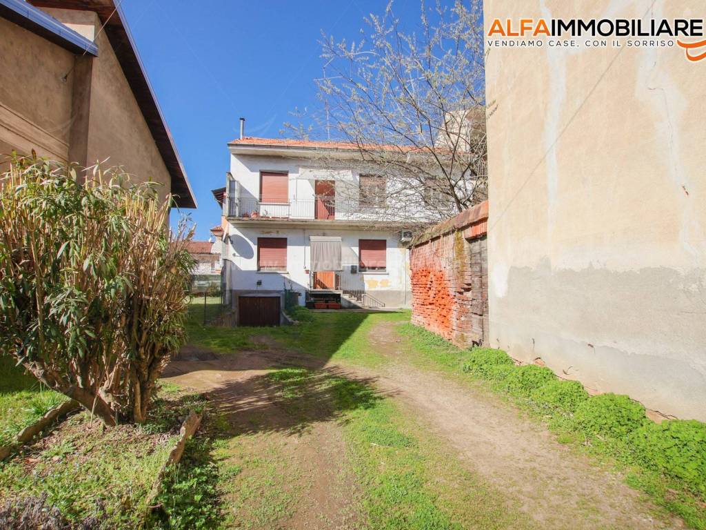Palazzo / stabile a Novara in Via Verbano, 79 - Foto 2