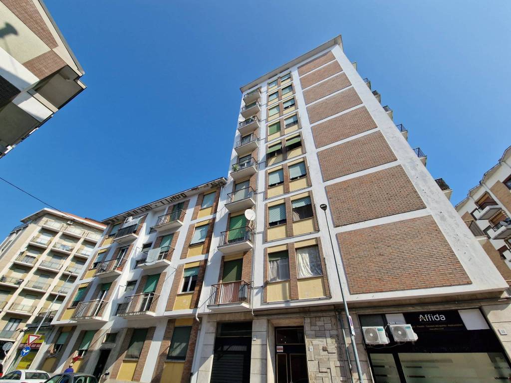 Appartamento a Vercelli in Via Francesco Petrarca, 35 - Foto 2