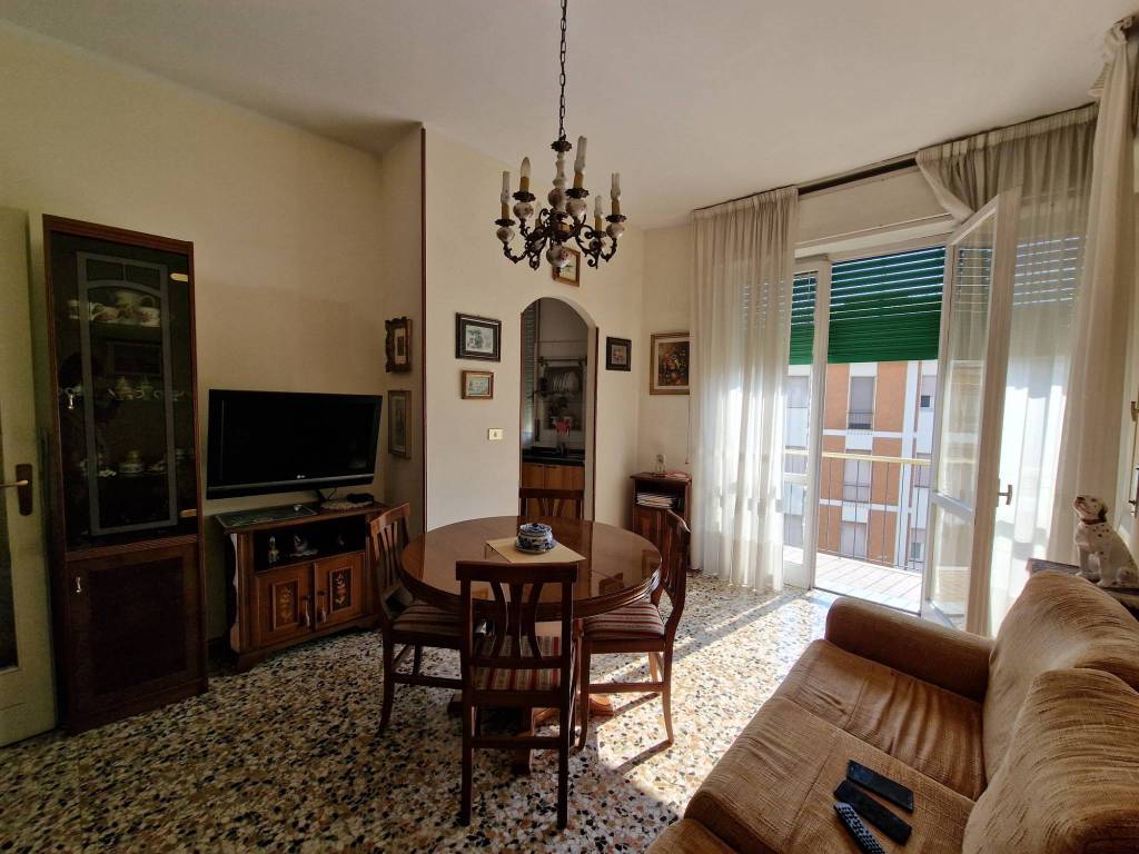 Appartamento a Vercelli in Via Francesco Petrarca, 35 - Foto 4