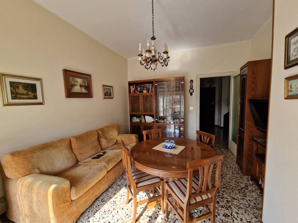 Appartamento a Vercelli in Via Francesco Petrarca, 35 - Foto 5