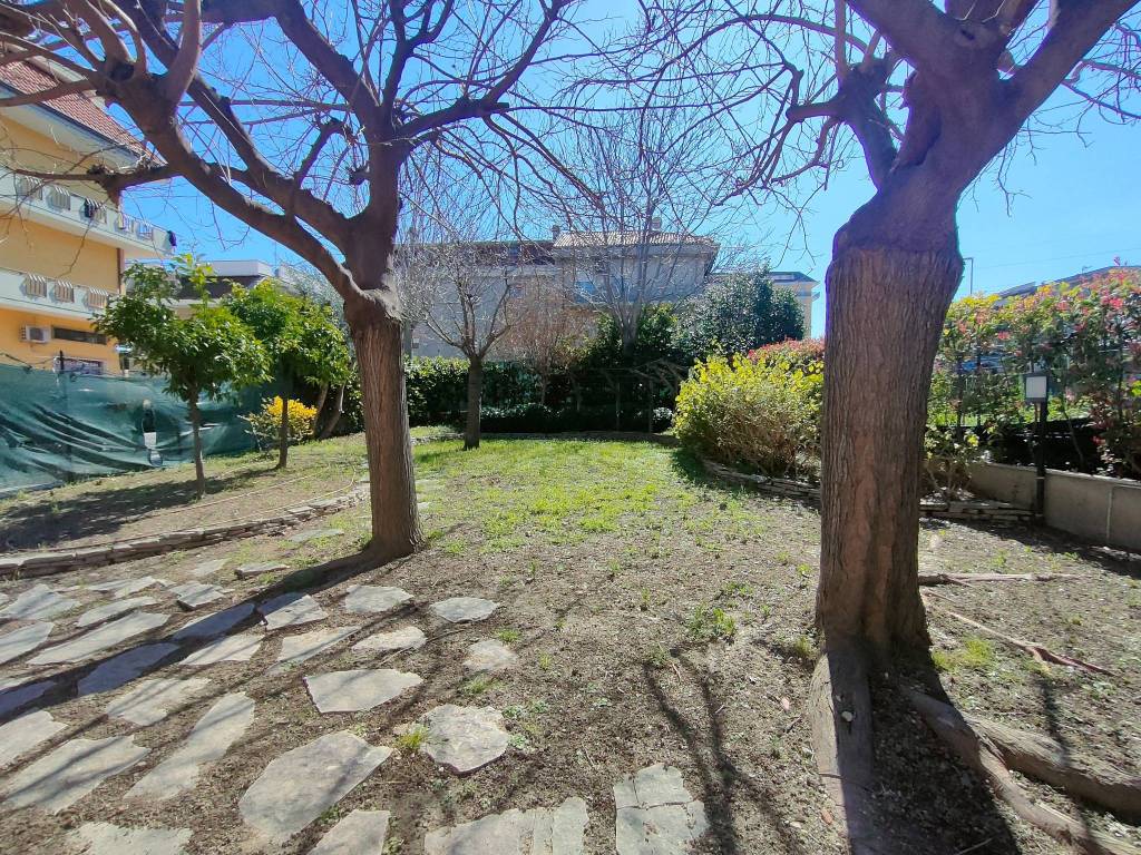 Villa a San benedetto del tronto in Via Toscana, 120 - Foto 4