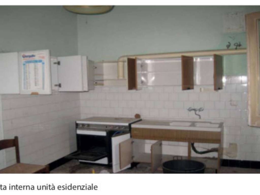 Appartamento a Corigliano d'otranto in via Umberto I 60 - Foto 2