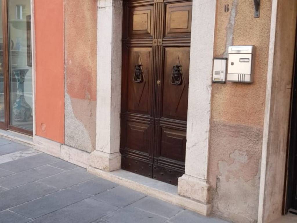 Casa indipendente a Deruta in Piazza dei Consoli - Foto 4