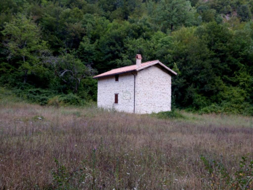 Rustico / casale a Sellano in Località Montesanto, 3 - Foto 2