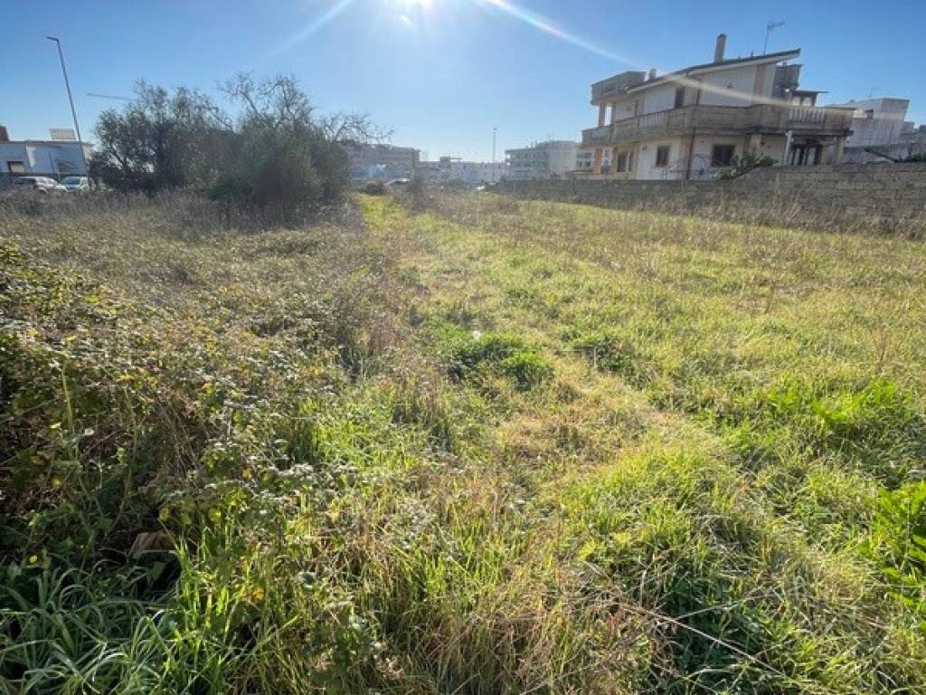 Terreno a Tricase in Via Paolo Mantegazza - Foto 4