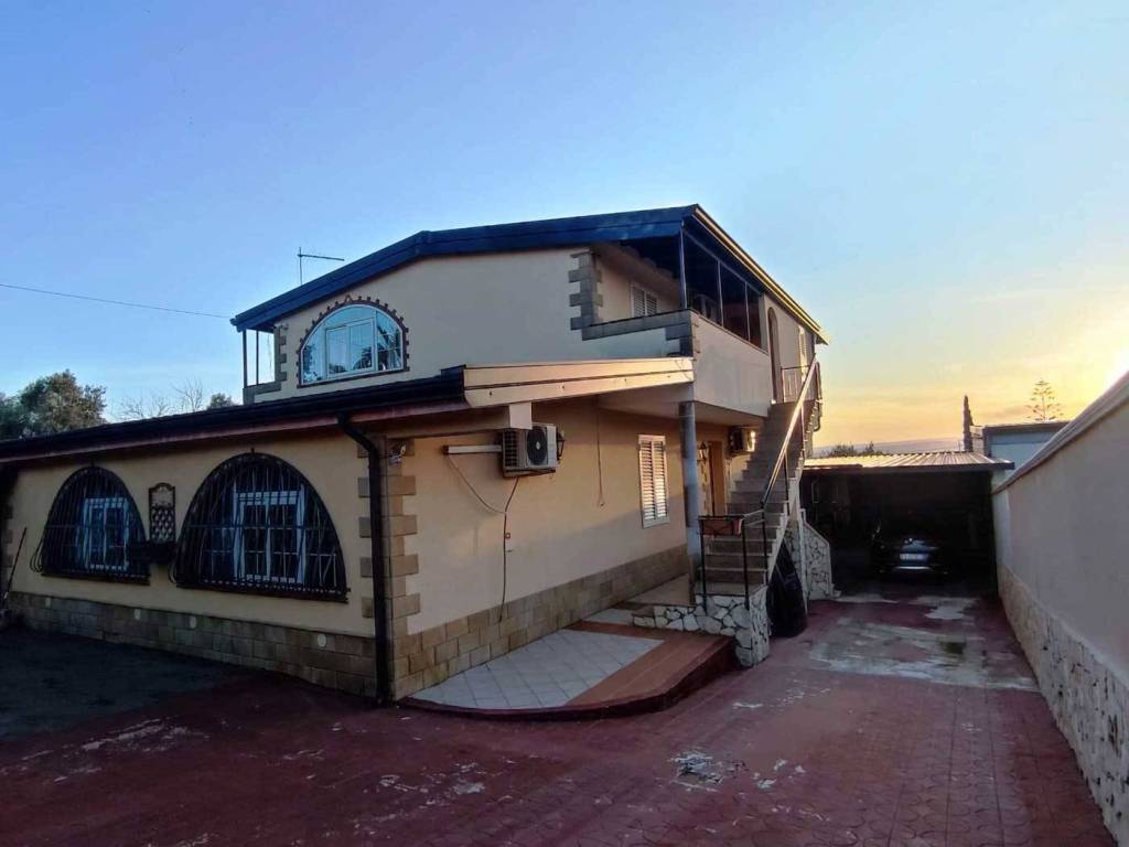 Villa a Siracusa in Via Luigi Volpicelli, 46 - Foto 2