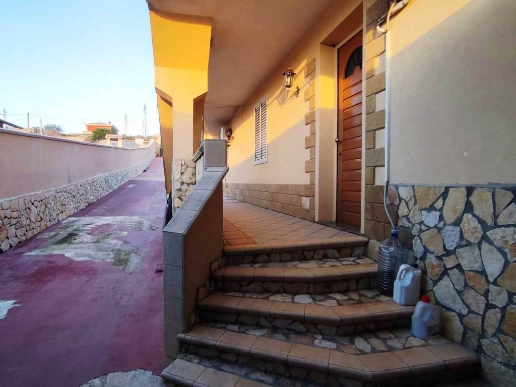 Villa a Siracusa in Via Luigi Volpicelli, 46 - Foto 3