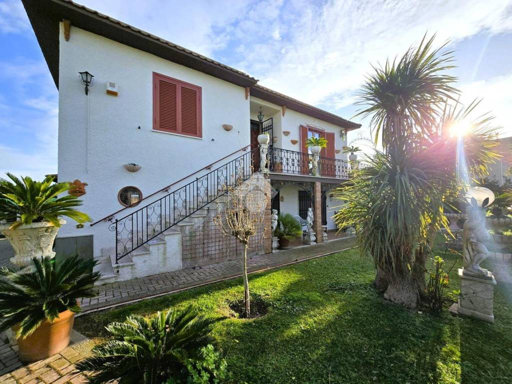 Villa a Tarquinia in Via di Porto Clementino, 71 - Foto 2