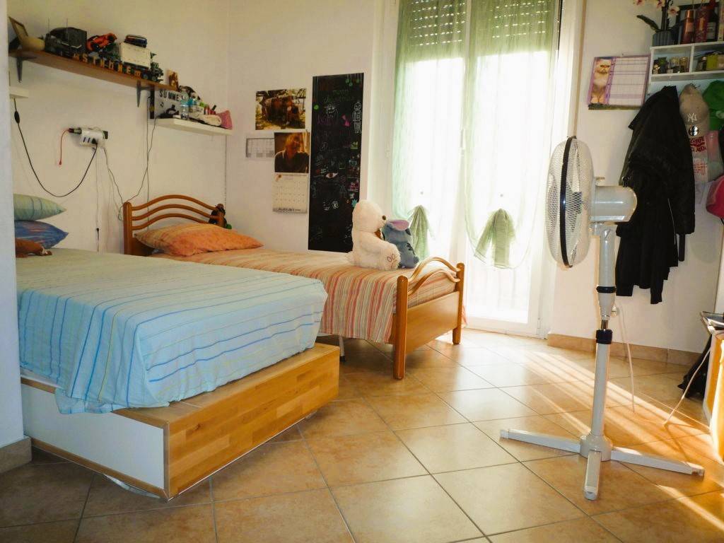 Villa a Biandronno in via Cairoli, 8 - Foto 5