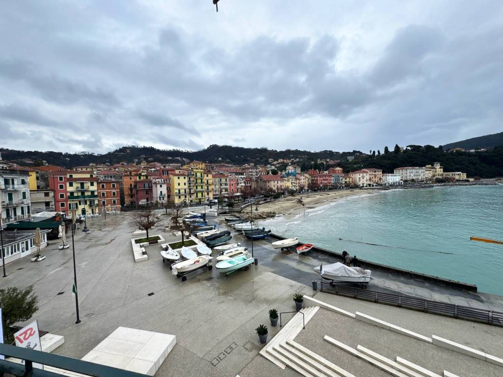 Casa indipendente a Lerici in Via G. Meneghetti, 28 - Foto 2