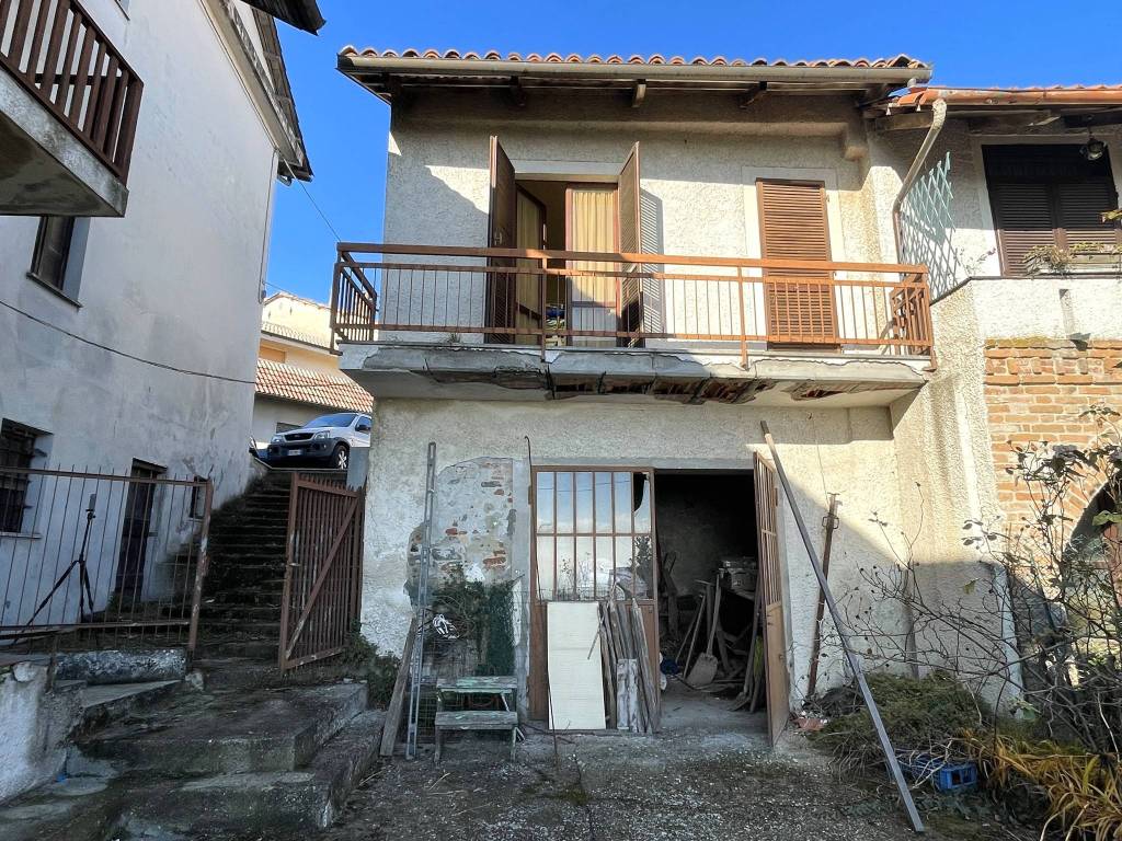 Casa indipendente a Albugnano in Via dei Forti, 5 - Foto 4