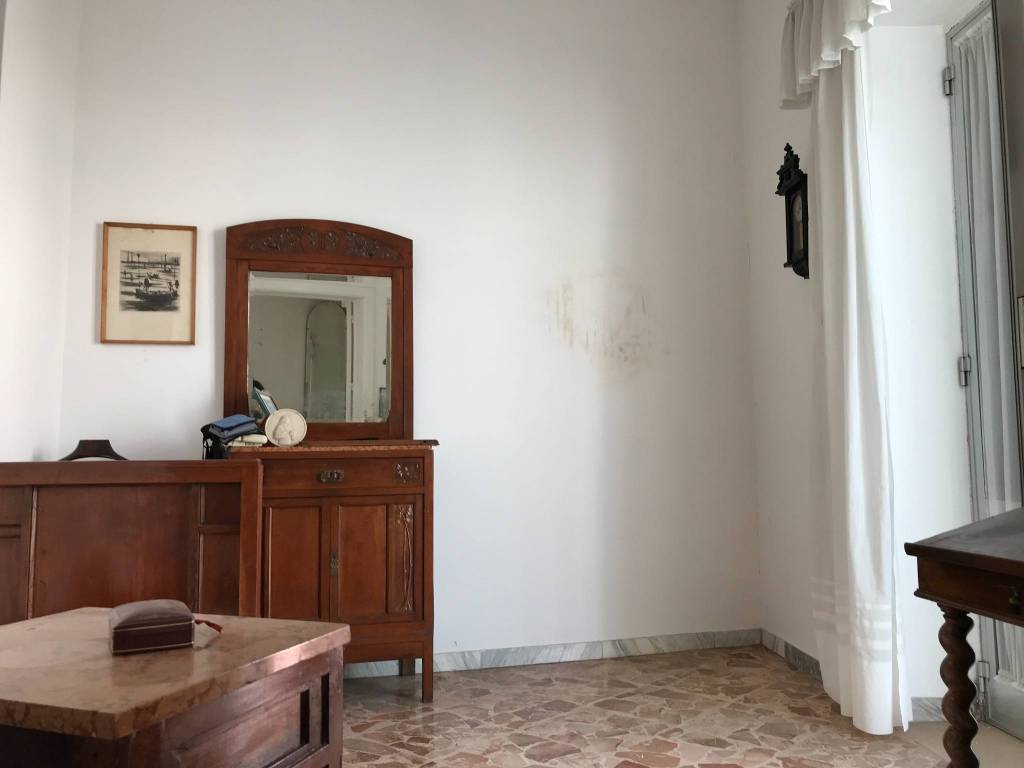 Casa indipendente a Ceglie messapica in Via Sigismondi Castromediano - Foto 5