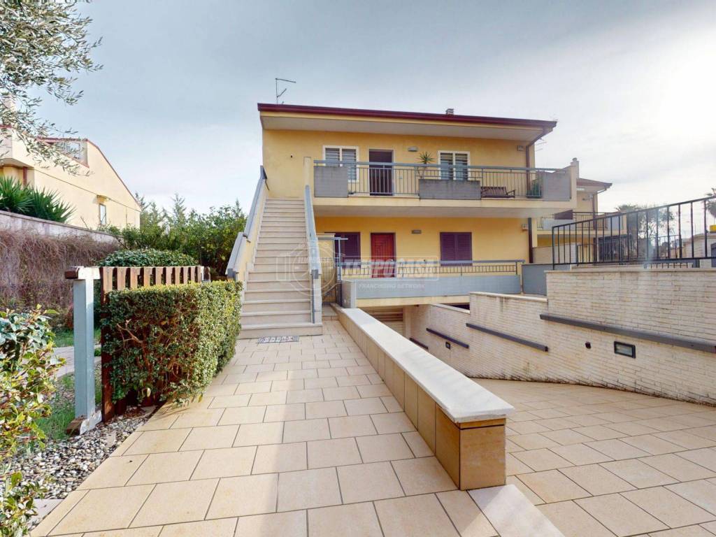 Villa a Casamassima in Via Leonardo da Vinci - Foto 2
