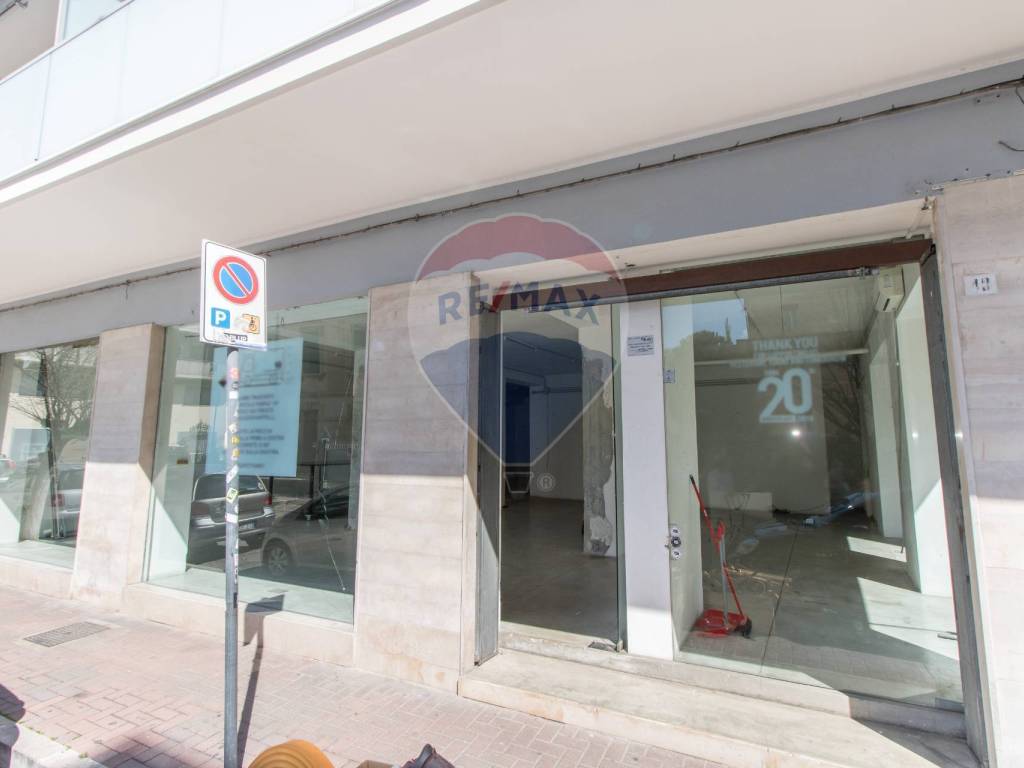 Box / garage a Pescara in via Umbria, 48 - Foto 3