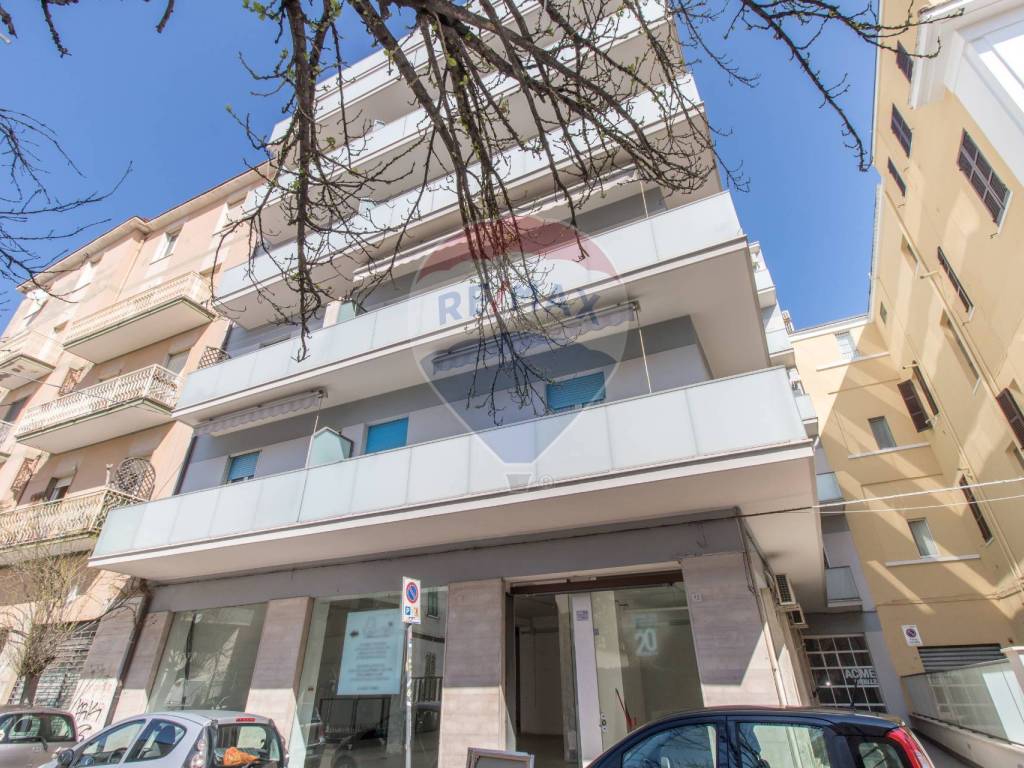 Box / garage a Pescara in via Umbria, 48 - Foto 4