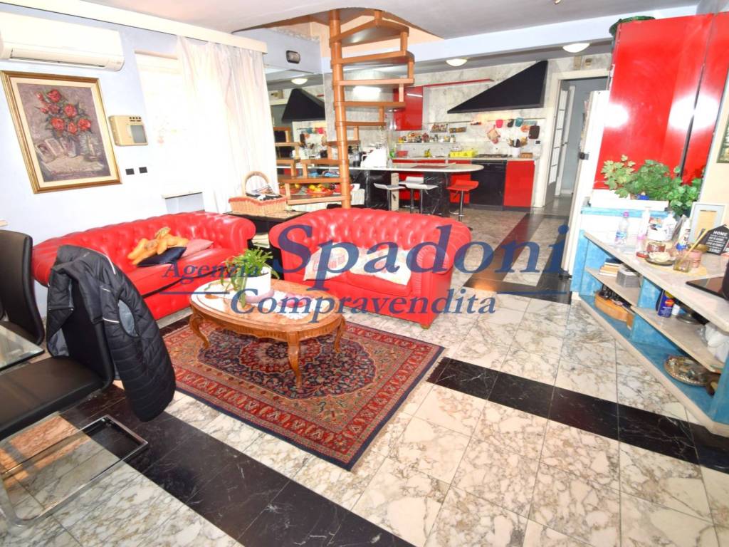 Villa a Montecatini-terme in Via Lazio - Foto 2
