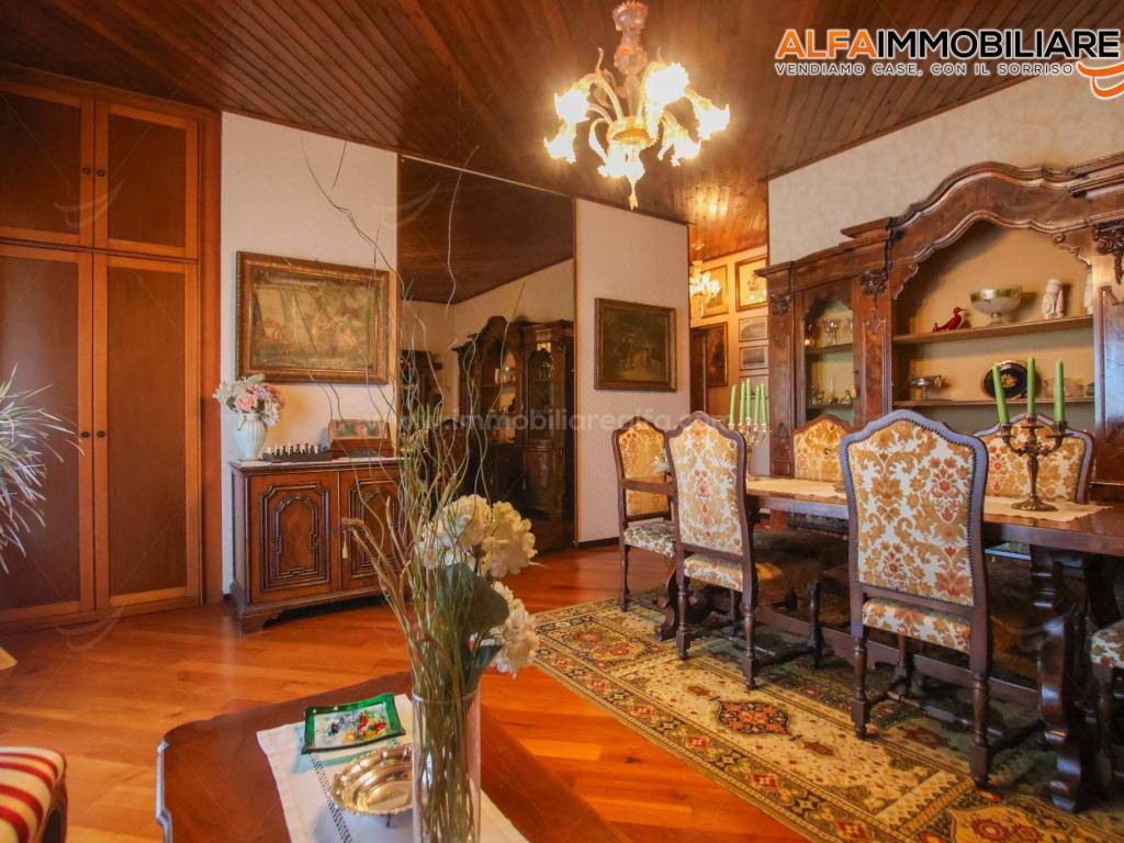 Villa a Cameri in Strada Privata Chalet del Lago - Foto 4