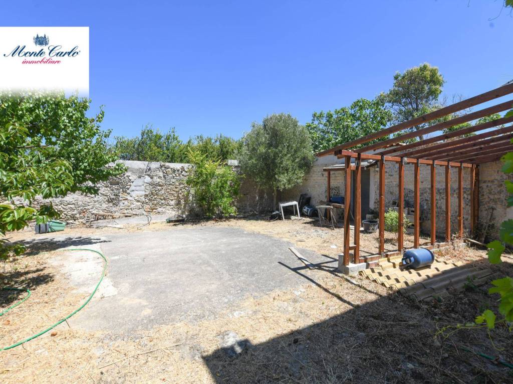 Villa a Serdiana in Via Generale Armando Diaz Vico 1 - Foto 3