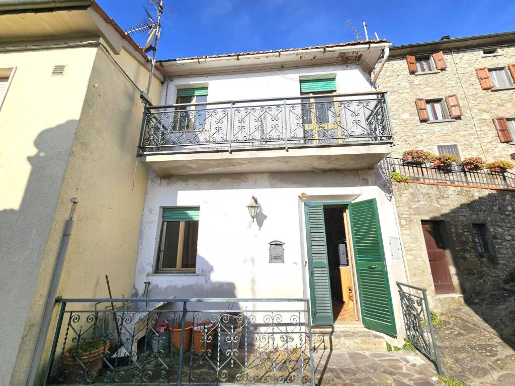 Casa indipendente a Marliana in Via Roma, 30 - Foto 2