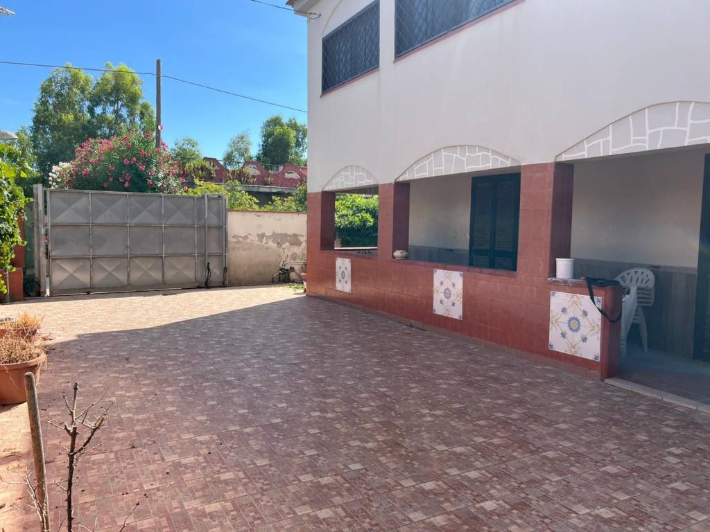 Villa a Castel volturno in Viale Caldonazzo - Foto 2