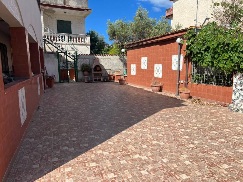 Villa a Castel volturno in Viale Caldonazzo - Foto 3