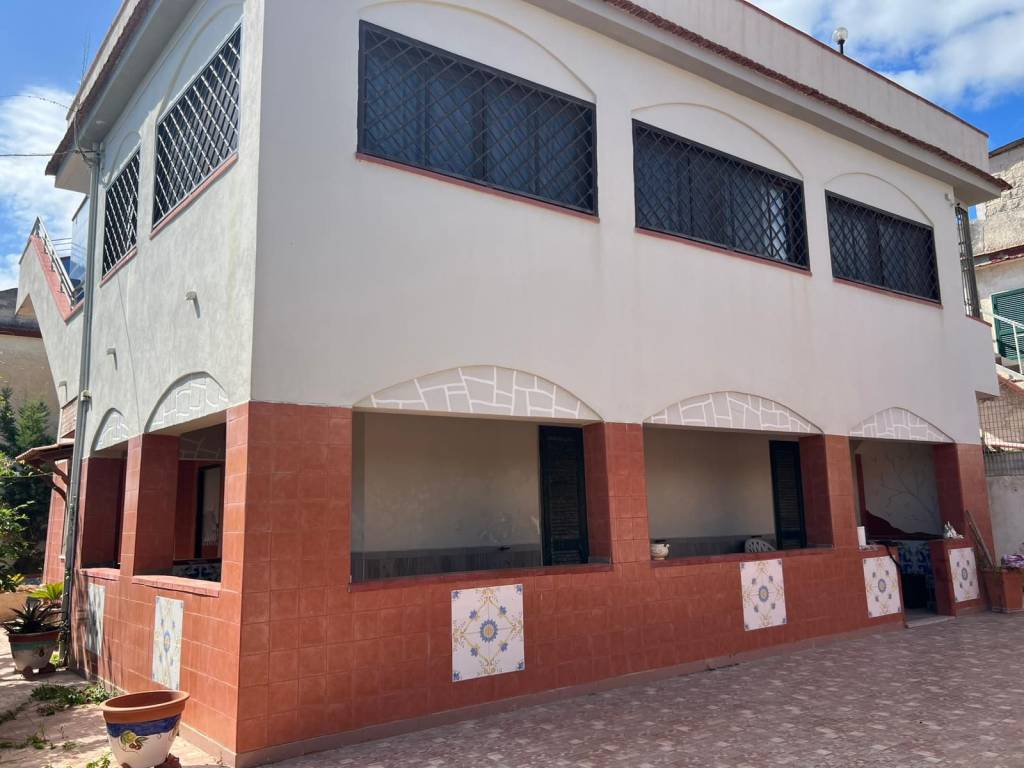 Villa a Castel volturno in Viale Caldonazzo - Foto 5