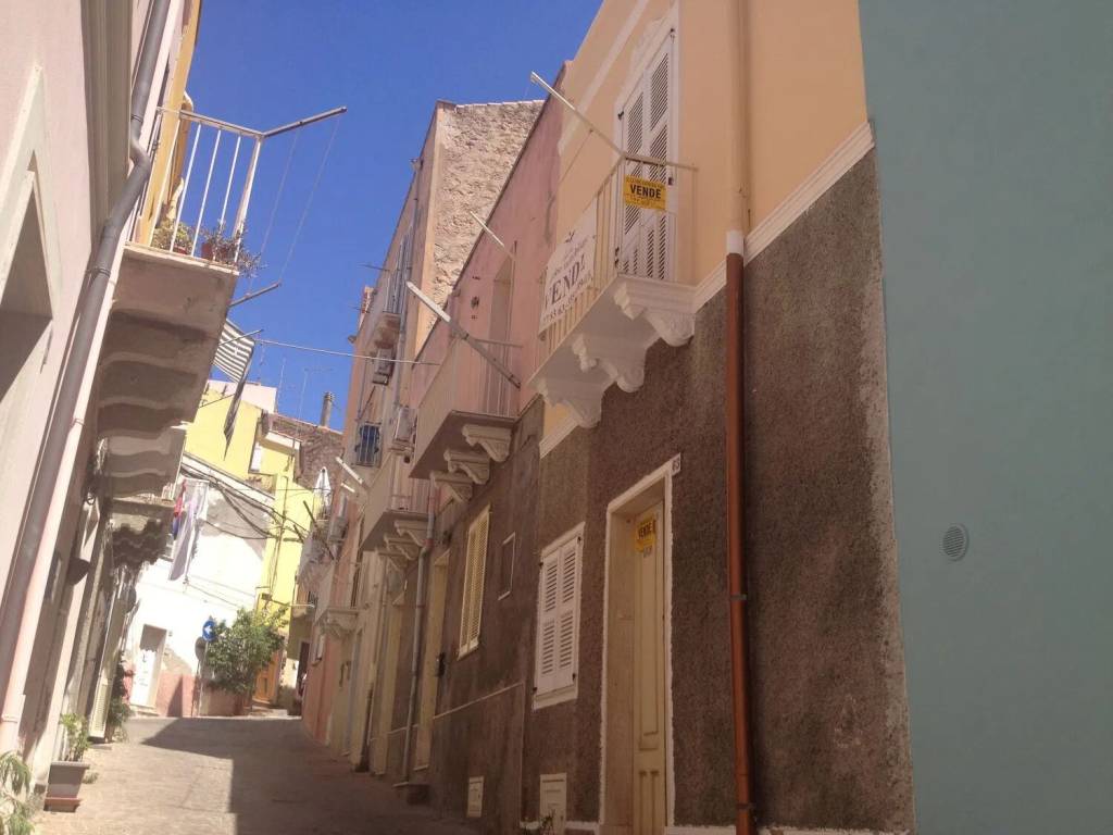 Casa indipendente a Carloforte in Via Genova, 63 - Foto 2