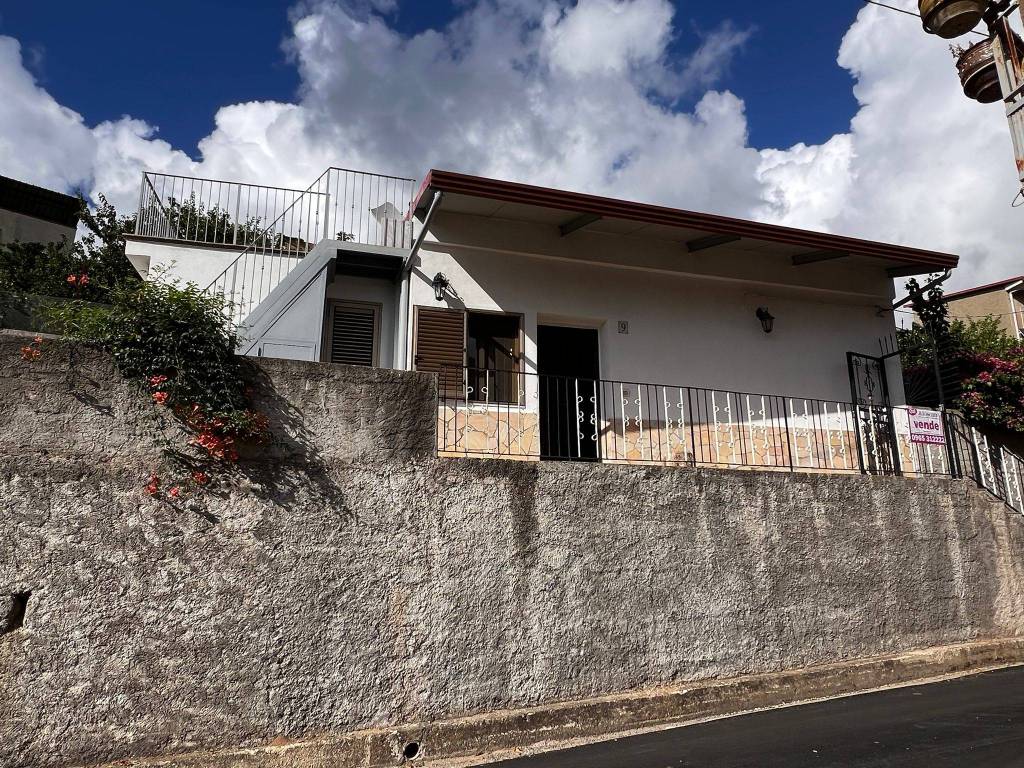 Villa a Calanna in Via Baraccamento - Foto 2